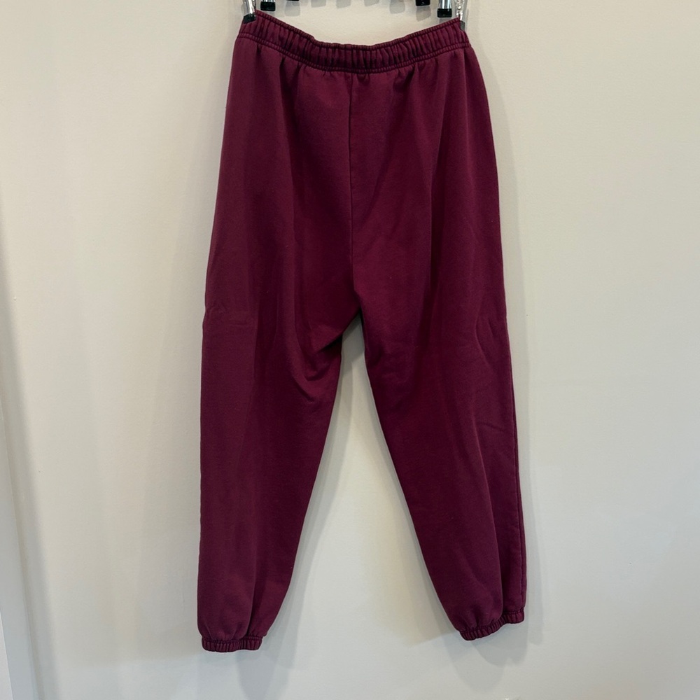 Alo Burgundy Accolade Jogger Sweatpants - Picture 3 of 4